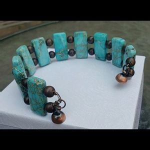 Semi-precious stone (turquoise) & copper handmade bracelet